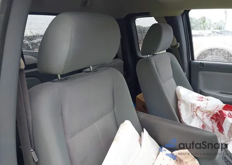 2005 Dodge Dakota St z USA, uszkodzony, nr VIN 1D7HE22KX5S309314